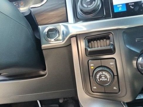 Used 2026 Ford F150 Lariat w/ Equipment Group 502A High AWD/4WD image 18