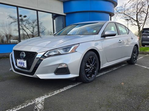 Used 2020 Nissan Altima 2.5 S image 1