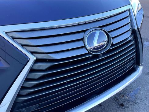 Used 2017 Lexus RX 450h AWD image 28