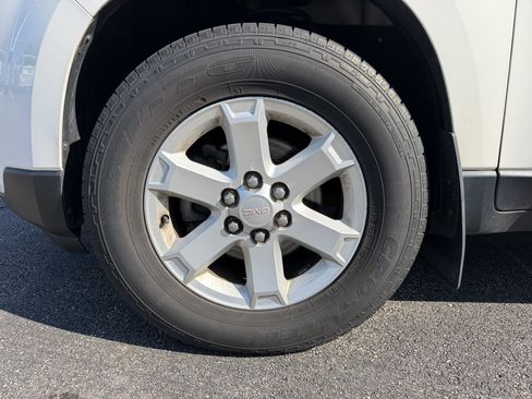 Used 2013 GMC Acadia SLE FWD image 11