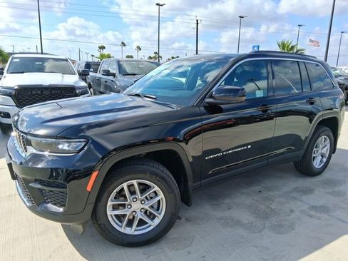 New 2026 Jeep Grand Cherokee Laredo X RWD image 3