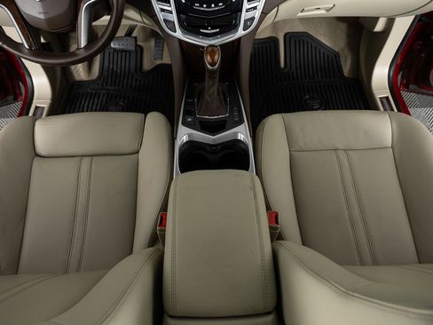 Used 2013 Cadillac SRX Luxury w/ Driver Awareness Package image 40