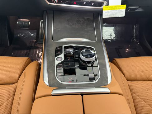 New 2027 BMW X7 xDrive40i w/ M Sport Package AWD/4WD image 12