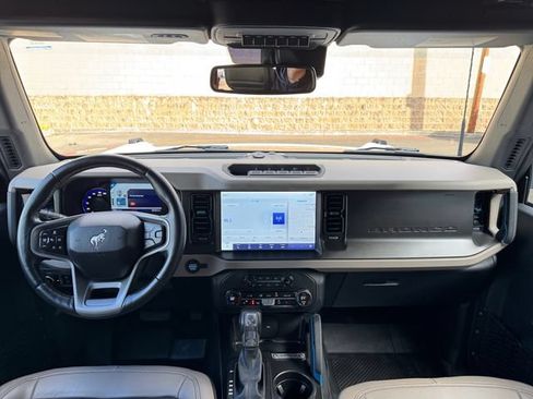 Used 2023 Ford Bronco Wildtrak AWD/4WD image 15