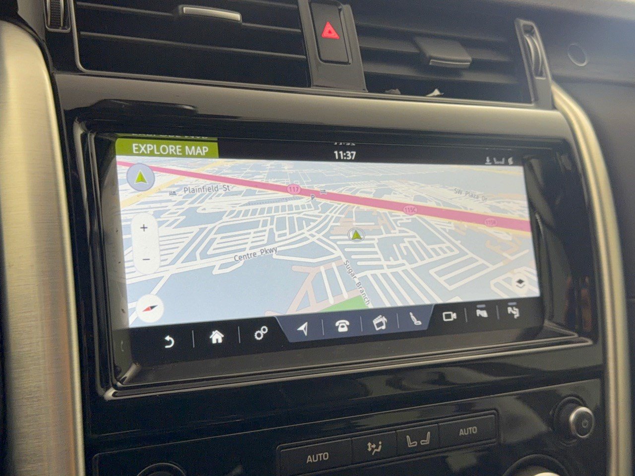 Used 2019 Land Rover Discovery HSE AWD/4WD image 23