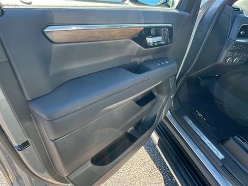 New 2026 Chevrolet Suburban High Country w/ Sun And Tow Package image 11