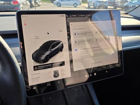 Used 2023 Tesla Model Y Long Range image 25