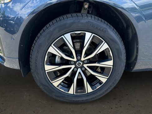 Certified 2024 Volvo XC60 B5 Plus w/ Climate Package AWD/4WD image 27