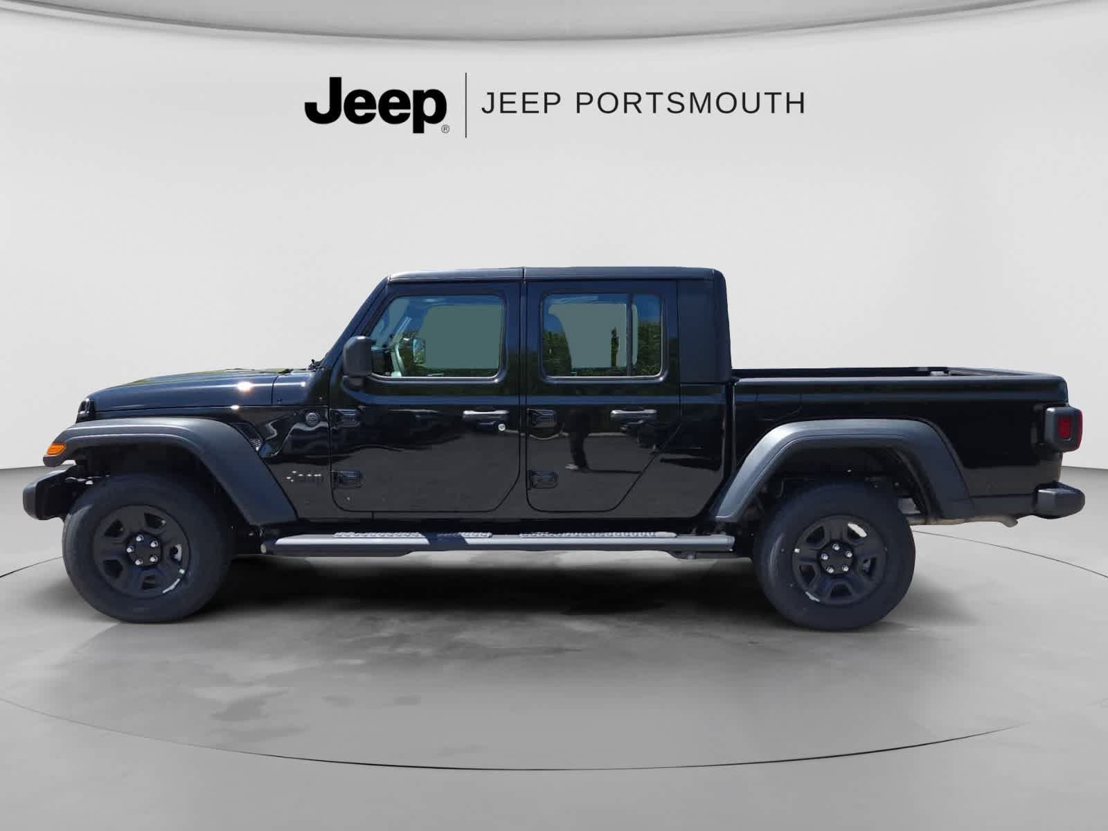 New 2026 Jeep Gladiator Sport AWD/4WD image 7