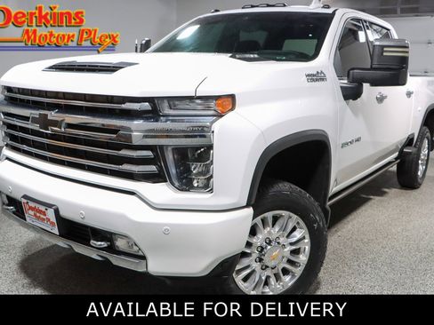 Used 2021 Chevrolet Silverado 2500 High Country w/ Z71 Off-Road Package AWD/4WD image 1