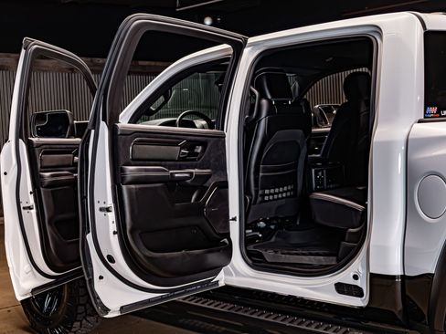 Used 2025 RAM 1500 RHO w/ RHO Level 1 Equipment Group image 27