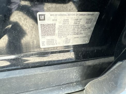 Used 2018 Chevrolet Equinox LT w/ Sun & Infotainment Package image 3