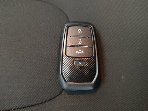 Used 2023 Hyundai Elantra SEL w/ Convenience Package FWD image 32