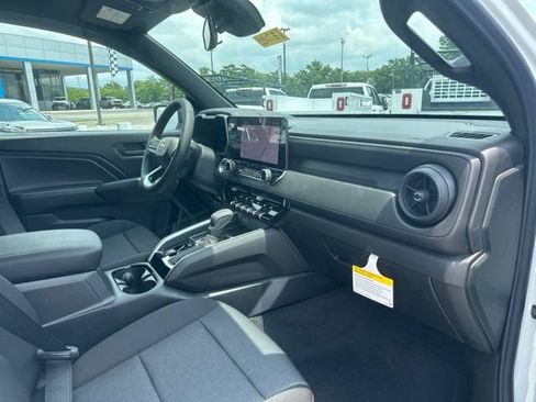 New 2026 Chevrolet Colorado W/T RWD image 34