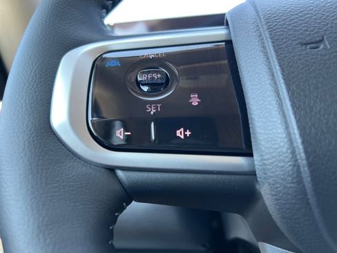 New 2026 Nissan Armada SV image 10