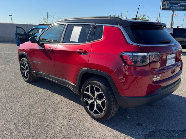 Used 2025 Jeep Compass Limited AWD/4WD image 4