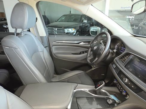 Used 2020 Buick Enclave Essence w/ Sound and Sites Package FWD image 31