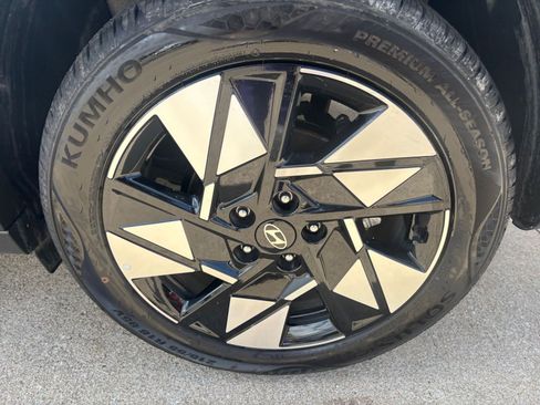 Used 2025 Hyundai Kona SEL image 29