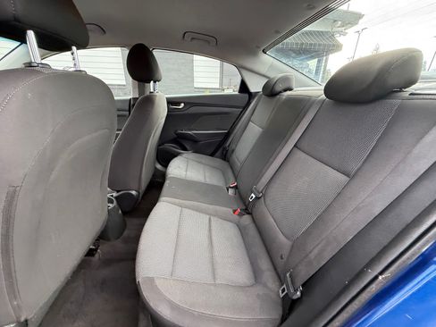 Used 2021 Hyundai Accent SE FWD image 14