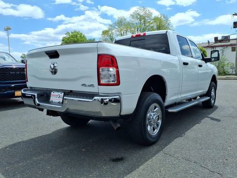 Used 2024 RAM 2500 Tradesman w/ Chrome Appearance Group AWD/4WD image 17