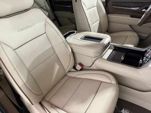 Used 2023 GMC Yukon Denali RWD image 51