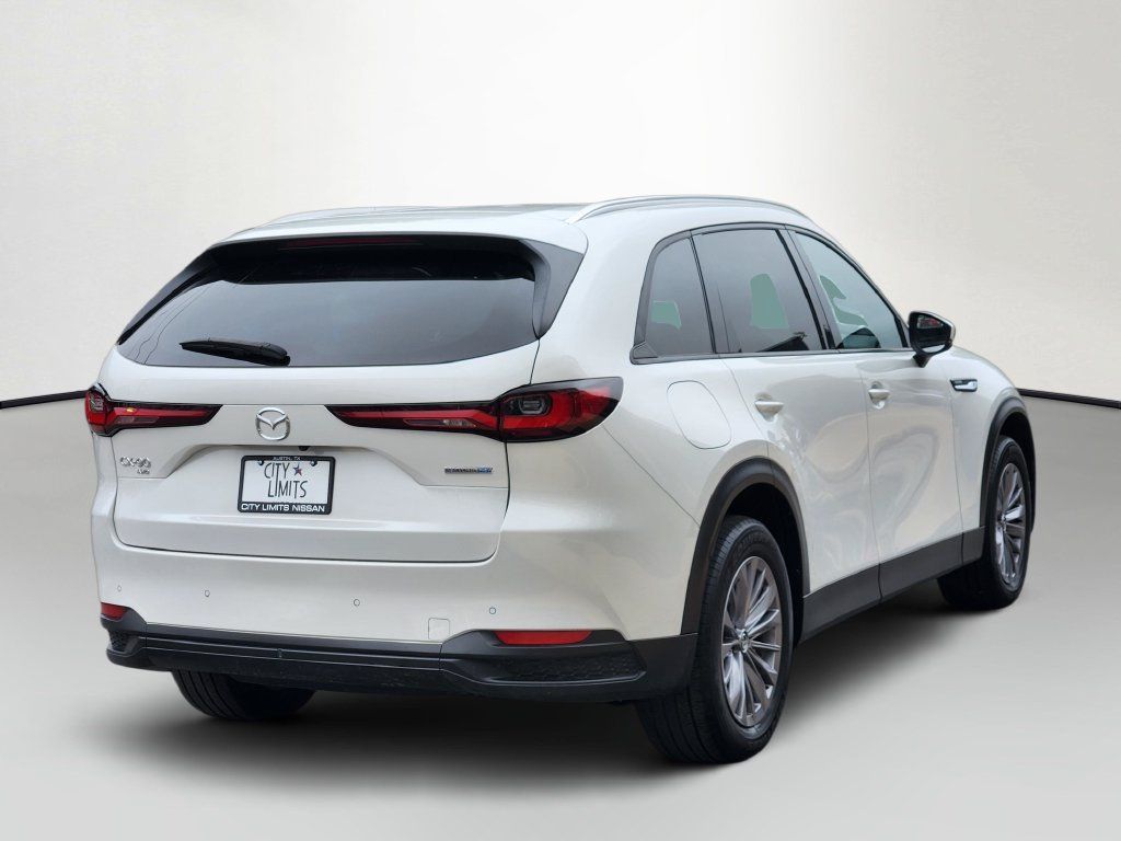 Used 2025 MAZDA CX-90 Plug-In Hybrid w/ Preferred AWD/4WD image 7