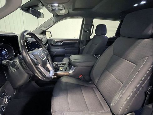 Used 2023 GMC Sierra 1500 Elevation w/ X31 Off-Road Package image 3