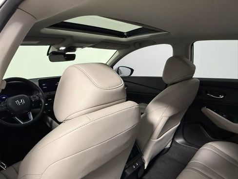 Used 2023 Honda Accord Touring image 34