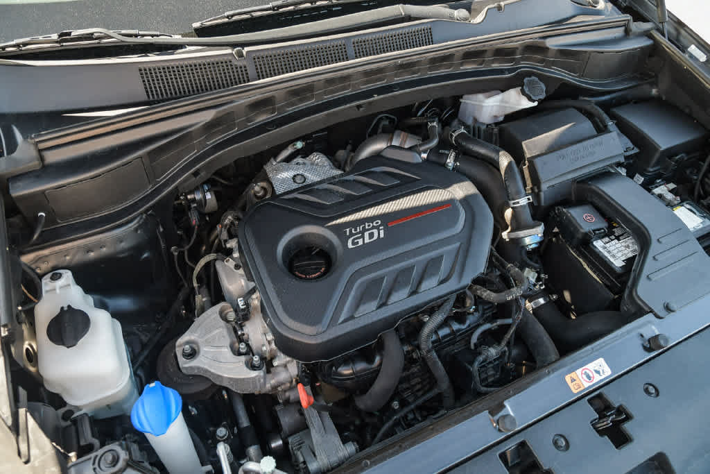 Used 2017 Hyundai Santa Fe Sport FWD image 27