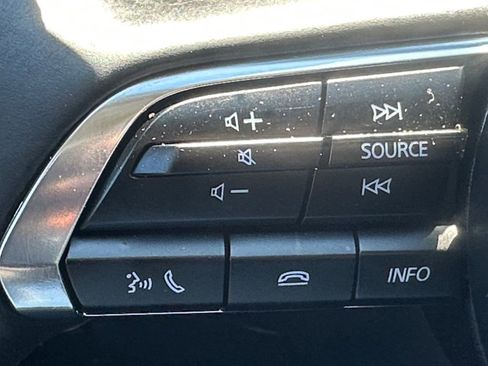 Used 2024 MAZDA MAZDA3 s image 21