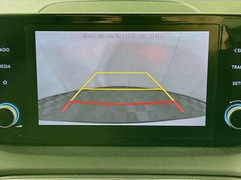 Used 2023 Hyundai Santa Fe SE image 16