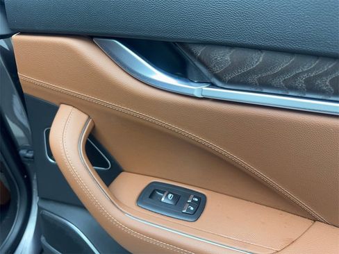 Used 2022 Maserati Levante Modena image 43