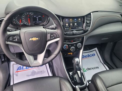 Used 2020 Chevrolet Trax Premier w/ LPO, Cargo Package image 25