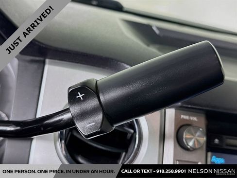 Used 2014 Toyota Tundra SR5 image 16