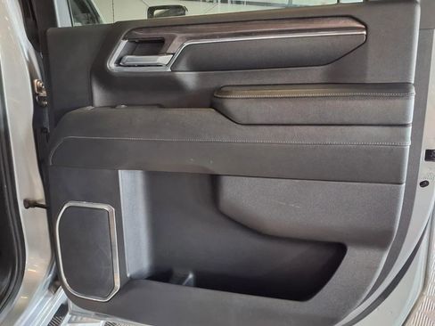 Used 2024 Chevrolet Silverado 2500 LTZ w/ LTZ Plus Package image 10