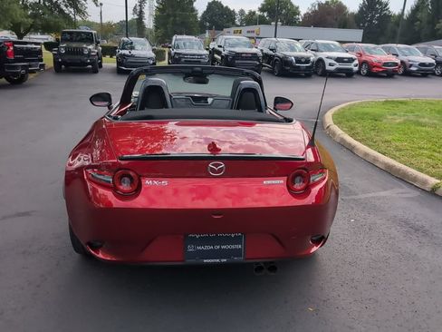 New 2026 MAZDA MX-5 Miata Club w/ Weather Package RWD image 17