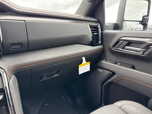 New 2026 GMC Sierra 2500 AT4 w/ AT4 Premium Plus Package AWD/4WD image 26