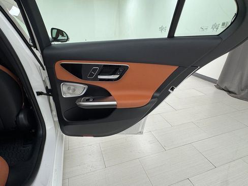 Used 2024 Mercedes-Benz C 300 4MATIC Sedan image 15
