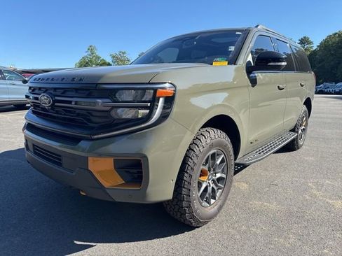 Used 2025 Ford Expedition Tremor AWD/4WD image 1