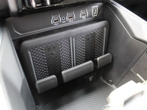 New 2026 RAM 1500 Laramie AWD/4WD image 26