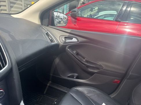 Used 2016 Ford Focus Titanium image 15