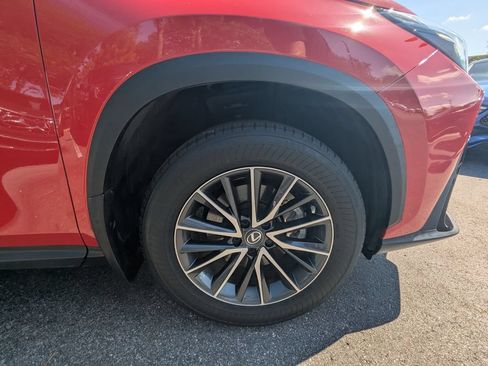 Used 2023 Lexus NX 250 FWD w/ Towing Package (2000 Lbs) image 19