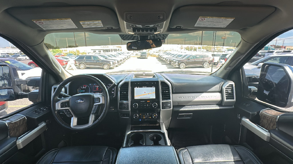Used 2019 Ford F250 Lariat w/ Lariat Ultimate Package AWD/4WD image 24
