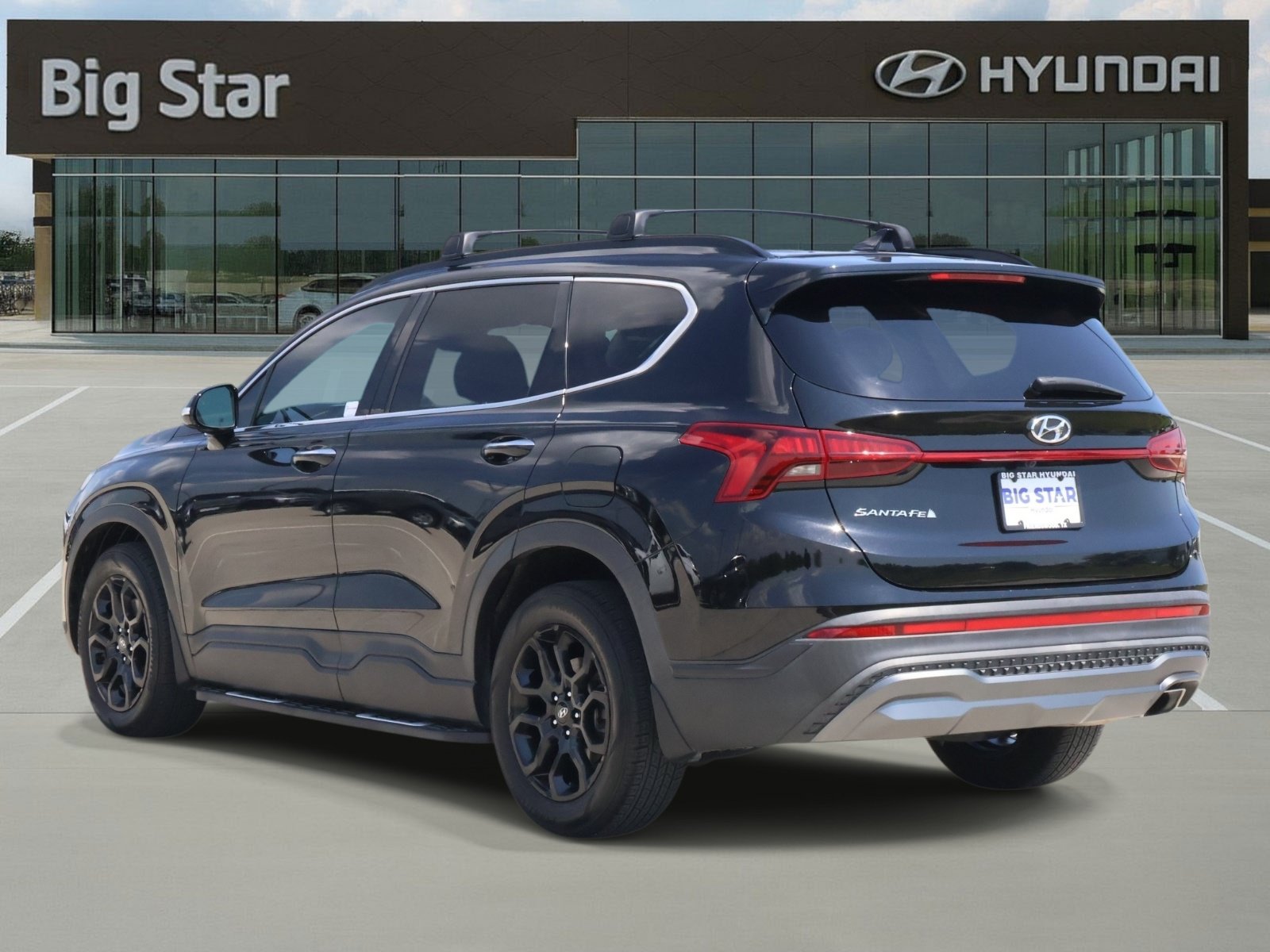 Used 2022 Hyundai Santa Fe XRT FWD image 3