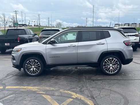 Used 2023 Jeep Compass Limited w/ Elite Group AWD/4WD image 8