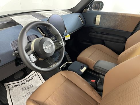 Used 2025 MINI Cooper Countryman S w/ Comfort Package Max image 11