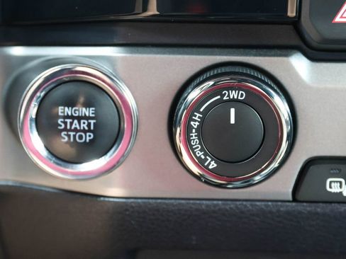 Used 2018 Toyota Tacoma Limited AWD/4WD image 22