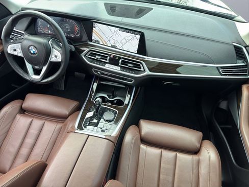 Used 2021 BMW X7 xDrive40i w/ Cold Weather Package image 21
