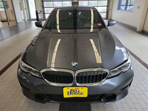 Used 2020 BMW 330i xDrive Sedan w/ Convenience Package AWD/4WD image 2