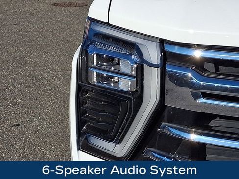 Used 2024 Chevrolet Silverado 2500 LTZ w/ LTZ Convenience Package image 12